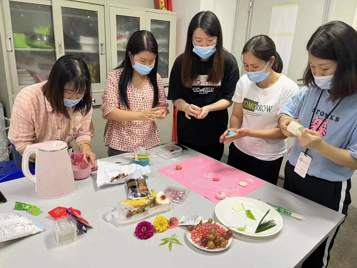 【郑州园区】iPEBG综保区工会举办线上月饼DIY评选活动
